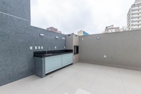Apartamento à venda com 215m², 2 quartos e 3 vagasTerraço