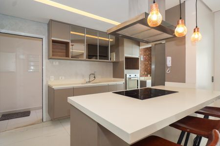 Apartamento à venda com 138m², 3 quartos e 3 vagas Apartamento à venda com 138m², 3 quartos e 3 vagasCozinha