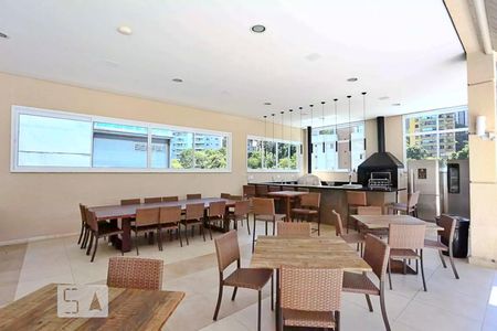 Apartamento à venda com 138m², 3 quartos e 3 vagas Apartamento à venda com 138m², 3 quartos e 3 vagasÁrea comum - Churrasqueira