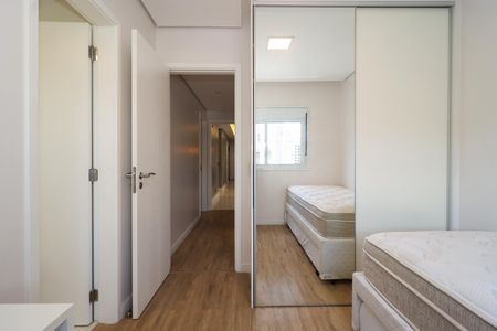 Apartamento à venda com 138m², 3 quartos e 3 vagas Apartamento à venda com 138m², 3 quartos e 3 vagasSuíte 2