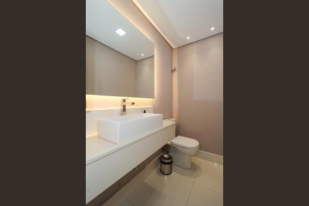 Apartamento à venda com 138m², 3 quartos e 3 vagas Apartamento à venda com 138m², 3 quartos e 3 vagasLavabo