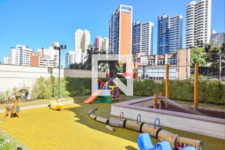 Apartamento à venda com 138m², 3 quartos e 3 vagas Apartamento à venda com 138m², 3 quartos e 3 vagasÁrea comum - Playground
