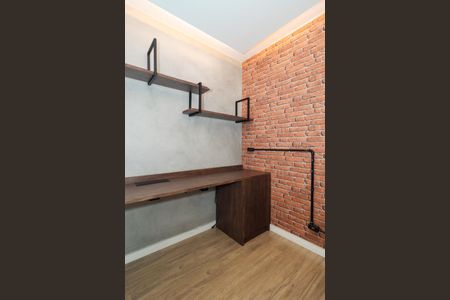 Apartamento à venda com 138m², 3 quartos e 3 vagas Apartamento à venda com 138m², 3 quartos e 3 vagasEscritório