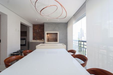 Apartamento à venda com 138m², 3 quartos e 3 vagas Apartamento à venda com 138m², 3 quartos e 3 vagasVaranda da Sala