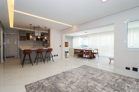 Apartamento à venda com 138m², 3 quartos e 3 vagas Apartamento à venda com 138m², 3 quartos e 3 vagasSala