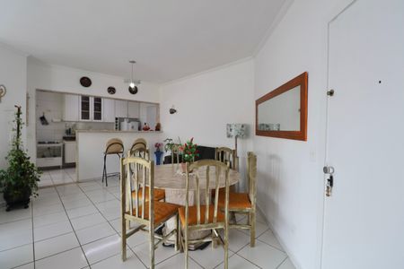 Apartamento para alugar com 110m², 2 quartos e 1 vaga Apartamento para alugar com 110m², 2 quartos e 1 vagaSala