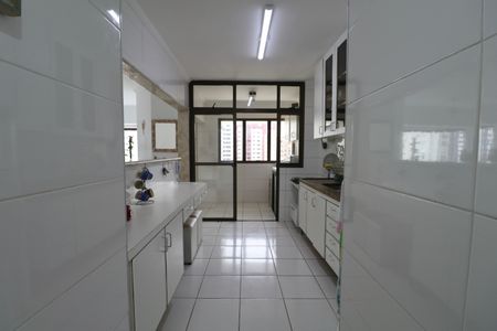 Apartamento para alugar com 110m², 2 quartos e 1 vaga Apartamento para alugar com 110m², 2 quartos e 1 vagaCozinha