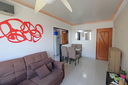 Apartamento à venda com 62m², 2 quartos e 1 vagaSala