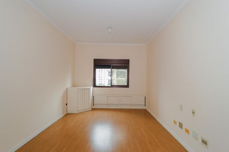 Apartamento à venda com 213m², 3 quartos e 4 vagasSuíte 1