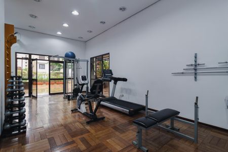 Apartamento à venda com 213m², 3 quartos e 4 vagasAcademia