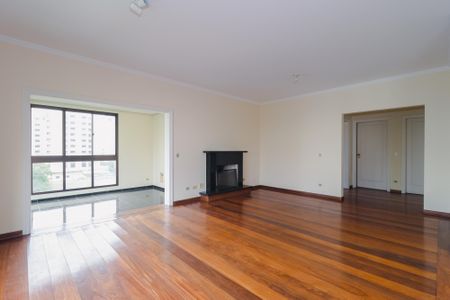 Sala de apartamento à venda com 3 quartos, 213m² em Real Parque, São Paulo