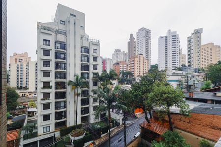 Apartamento à venda com 213m², 3 quartos e 4 vagasVista da Suíte 2