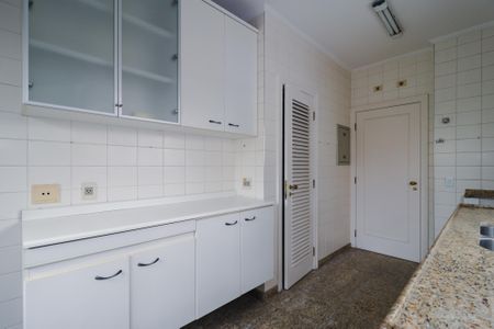 Apartamento à venda com 213m², 3 quartos e 4 vagasCozinha