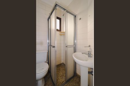 Apartamento à venda com 213m², 3 quartos e 4 vagasBanheiro de Serviço