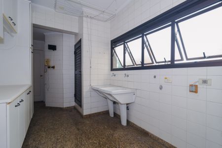 Apartamento à venda com 213m², 3 quartos e 4 vagasÁrea de Serviço