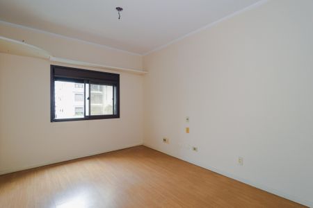 Apartamento à venda com 213m², 3 quartos e 4 vagasSuíte 3