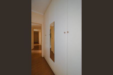 Apartamento à venda com 213m², 3 quartos e 4 vagasSuíte 1