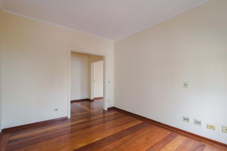 Apartamento à venda com 213m², 3 quartos e 4 vagasSala de TV