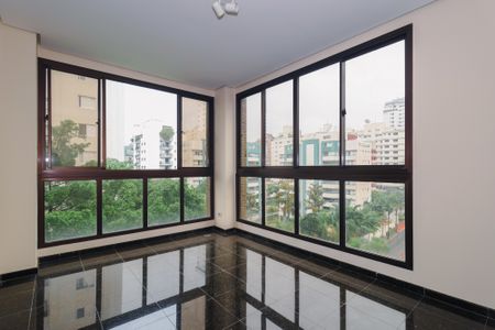 Varanda da Sala de apartamento à venda com 3 quartos, 213m² em Real Parque, São Paulo