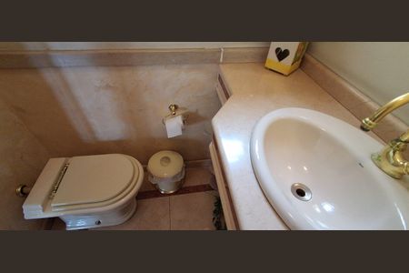 Casa à venda com 311m², 3 quartos e 5 vagasLavabo