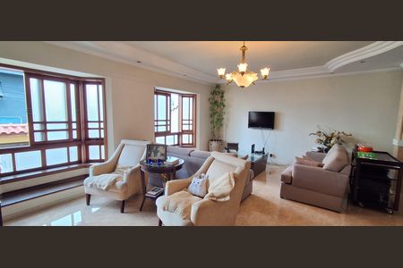 Casa à venda com 311m², 3 quartos e 5 vagasSala