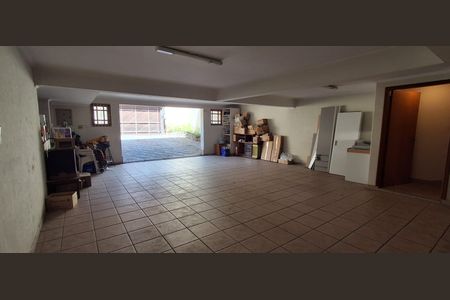 Casa à venda com 311m², 3 quartos e 5 vagasGaragem