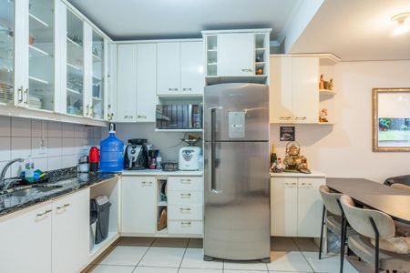 Casa de condomínio à venda com 158m², 2 quartos e 2 vagas Casa de condomínio à venda com 158m², 2 quartos e 2 vagasCozinha