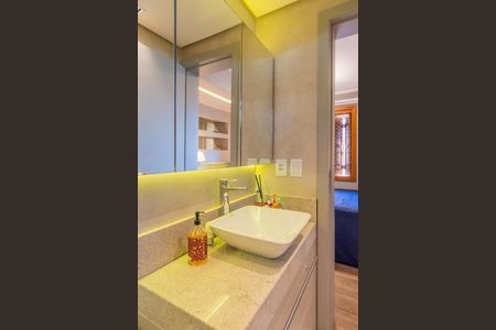 Casa de condomínio à venda com 158m², 2 quartos e 2 vagas Casa de condomínio à venda com 158m², 2 quartos e 2 vagasBanheiro da Suíte