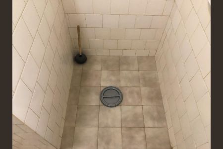 Casa à venda com 210m², 3 quartos e 8 vagasBanheiro