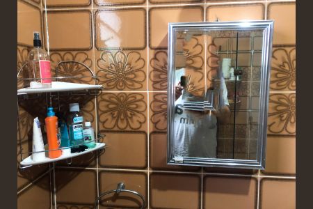 Casa à venda com 210m², 3 quartos e 8 vagasBanheiro