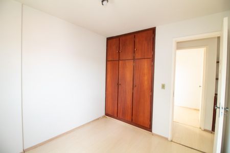 Apartamento à venda com 67m², 3 quartos e 1 vagaQuarto 2