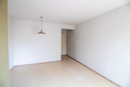 Apartamento à venda com 67m², 3 quartos e 1 vagaSala