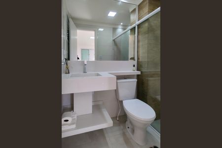 Apartamento para alugar com 59m², 2 quartos e 1 vaga Apartamento para alugar com 59m², 2 quartos e 1 vagaBanheiro da Suíte