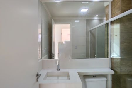 Apartamento para alugar com 59m², 2 quartos e 1 vaga Apartamento para alugar com 59m², 2 quartos e 1 vagaBanheiro