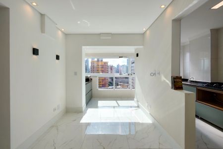 Apartamento para alugar com 59m², 2 quartos e 1 vaga Apartamento para alugar com 59m², 2 quartos e 1 vagaSala