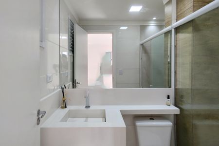 Apartamento para alugar com 59m², 2 quartos e 1 vaga Apartamento para alugar com 59m², 2 quartos e 1 vagaBanheiro da Suíte