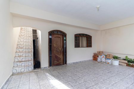 Casa para alugar com 100m², 2 quartos e 1 vaga Casa para alugar com 100m², 2 quartos e 1 vagaGaragem