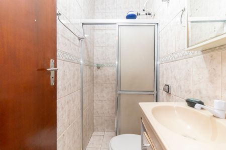 Casa para alugar com 100m², 2 quartos e 1 vaga Casa para alugar com 100m², 2 quartos e 1 vagaBanheiro