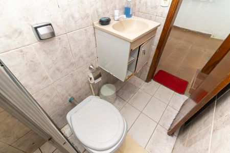 Casa para alugar com 100m², 2 quartos e 1 vaga Casa para alugar com 100m², 2 quartos e 1 vagaBanheiro