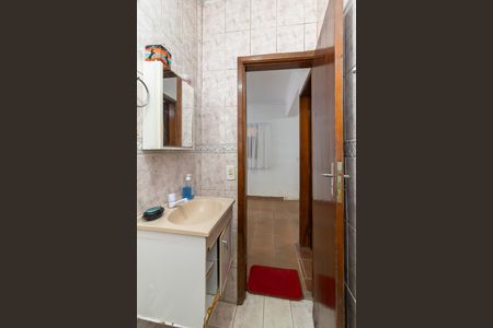 Casa para alugar com 100m², 2 quartos e 1 vaga Casa para alugar com 100m², 2 quartos e 1 vagaBanheiro