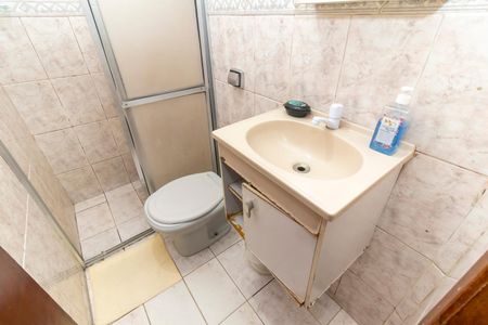 Casa para alugar com 100m², 2 quartos e 1 vaga Casa para alugar com 100m², 2 quartos e 1 vagaBanheiro