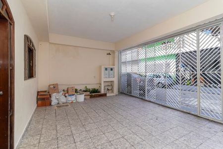 Casa para alugar com 100m², 2 quartos e 1 vaga Casa para alugar com 100m², 2 quartos e 1 vagaGaragem