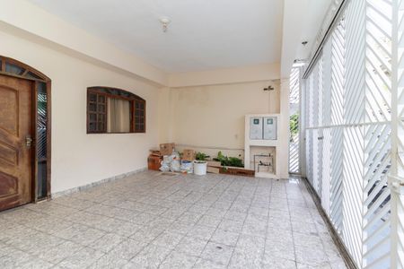 Casa para alugar com 100m², 2 quartos e 1 vaga Casa para alugar com 100m², 2 quartos e 1 vagaGaragem