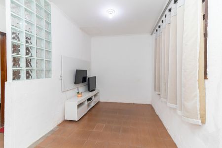 Casa para alugar com 100m², 2 quartos e 1 vaga Casa para alugar com 100m², 2 quartos e 1 vagaSala