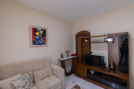 Casa para alugar com 100m², 2 quartos e 2 vagas Casa para alugar com 100m², 2 quartos e 2 vagasSala