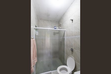 Casa para alugar com 100m², 2 quartos e 2 vagas Casa para alugar com 100m², 2 quartos e 2 vagasBanheiro