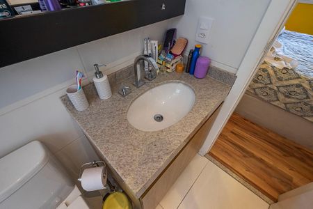 Apartamento à venda com 74m², 2 quartos e 2 vagasSuíte 1