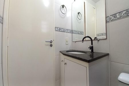 Apartamento à venda com 120m², 3 quartos e 2 vagas Apartamento à venda com 120m², 3 quartos e 2 vagasBanheiro