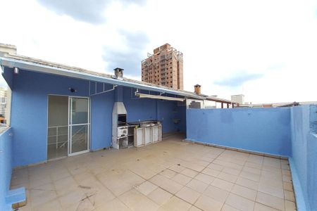 Apartamento à venda com 120m², 3 quartos e 2 vagas Apartamento à venda com 120m², 3 quartos e 2 vagasÁrea comum - Terraço