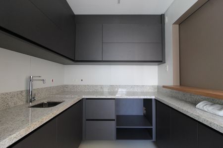 Apartamento à venda com 90m², 1 quarto e 2 vagasCozinha e Área de Serviço